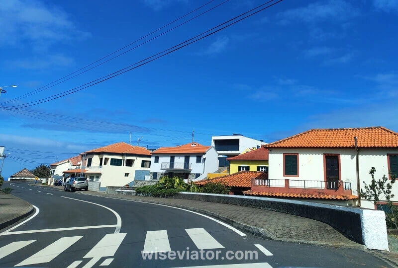 Driving and parking in Funchal Madeira city center
